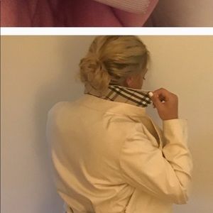 100% authentic Burberry trench.